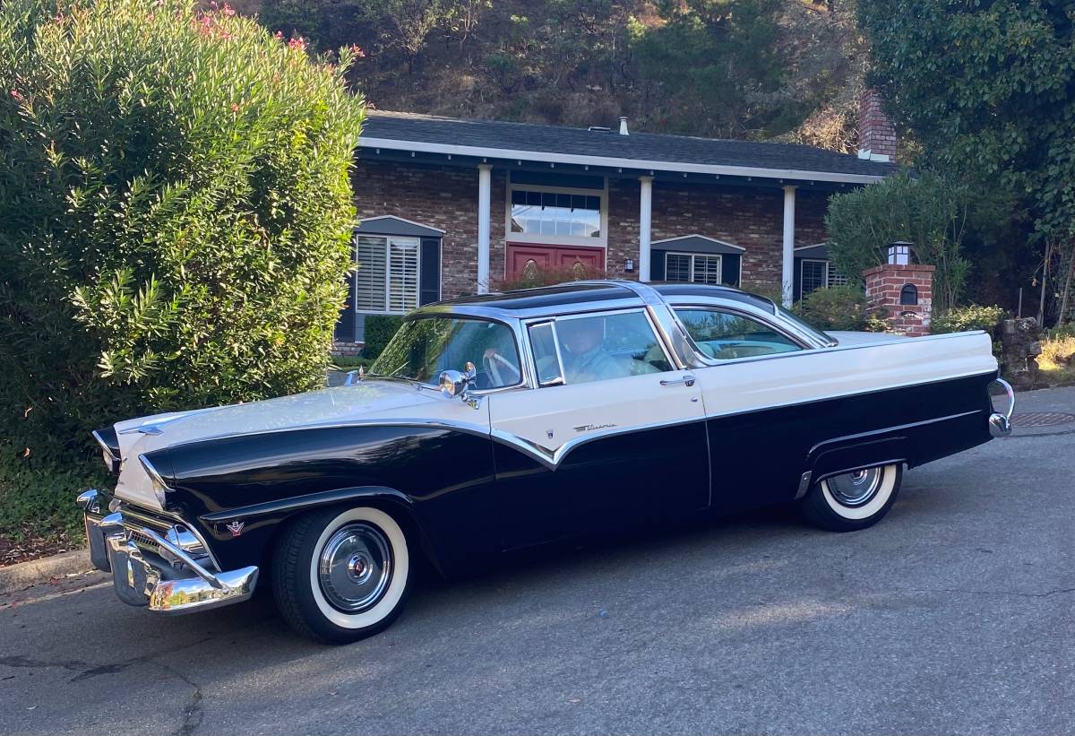 Ford-crown-victoria-1955-12