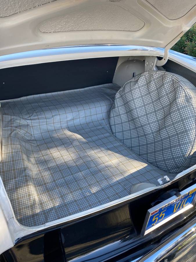 Ford-crown-victoria-1955-17