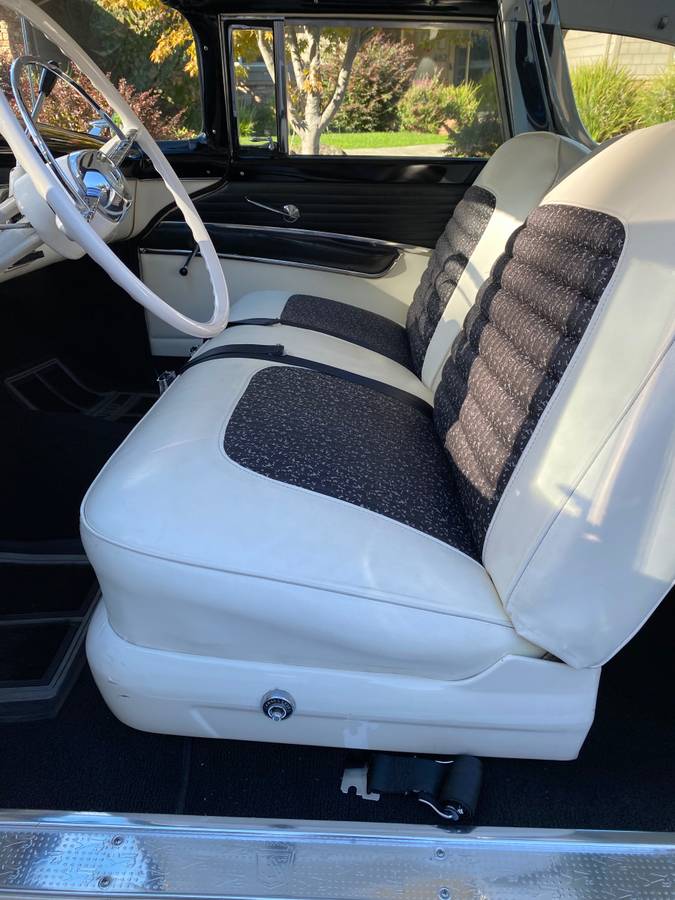 Ford-crown-victoria-1955-2