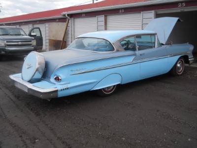 Ford-crown-victoria-1956-black-10