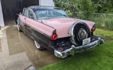 Ford-crown-victoria-1956-black-2