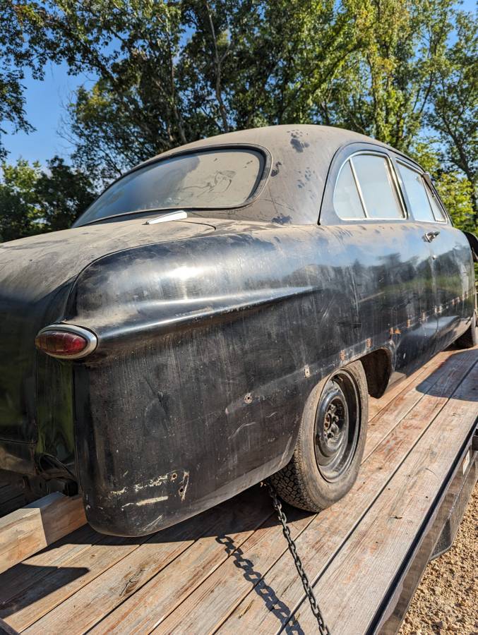 Ford-custom-1950-black-12