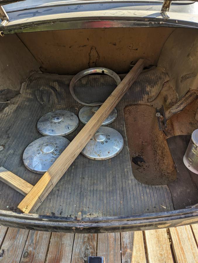 Ford-custom-1950-black-15