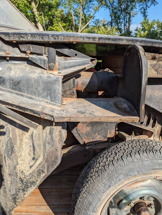 Ford-custom-1950-black-2