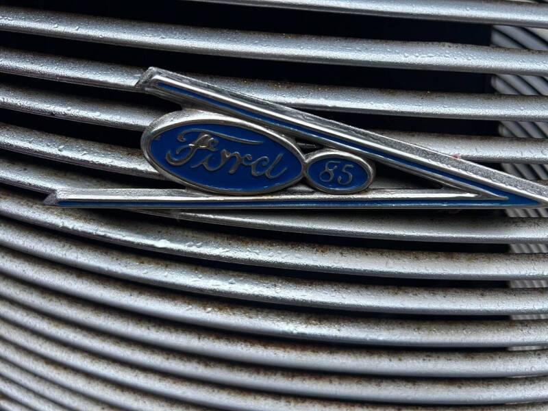 Ford-deluxe-1937-black-8