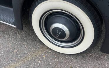 Ford-deluxe-1937-black-9