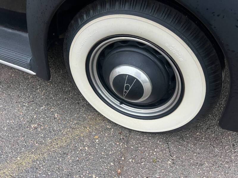 Ford-deluxe-1937-black-9