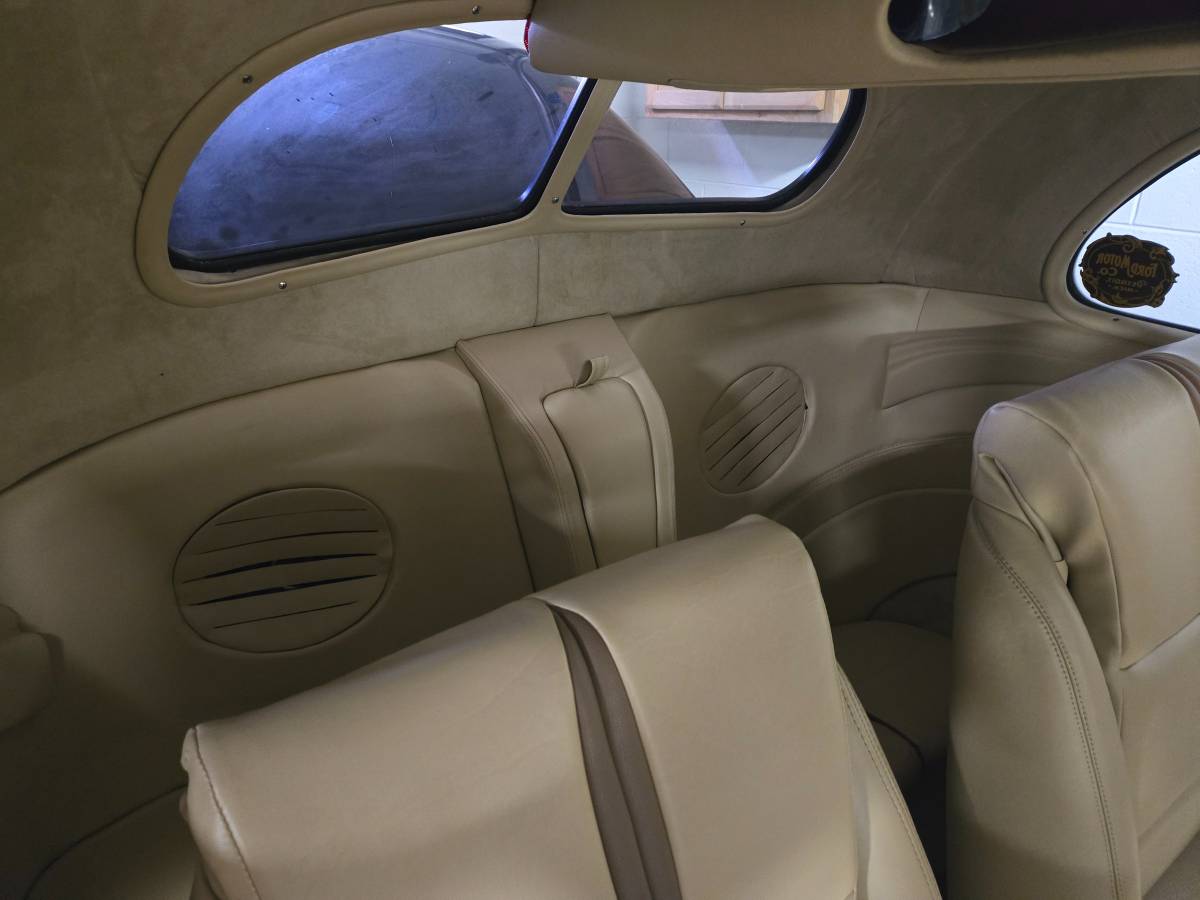 Ford-deluxe-coupe-1940-black-19