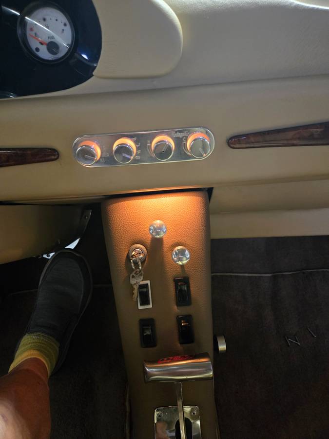 Ford-deluxe-coupe-1940-black-3