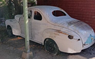Ford-deluxe-coupe-1948-5