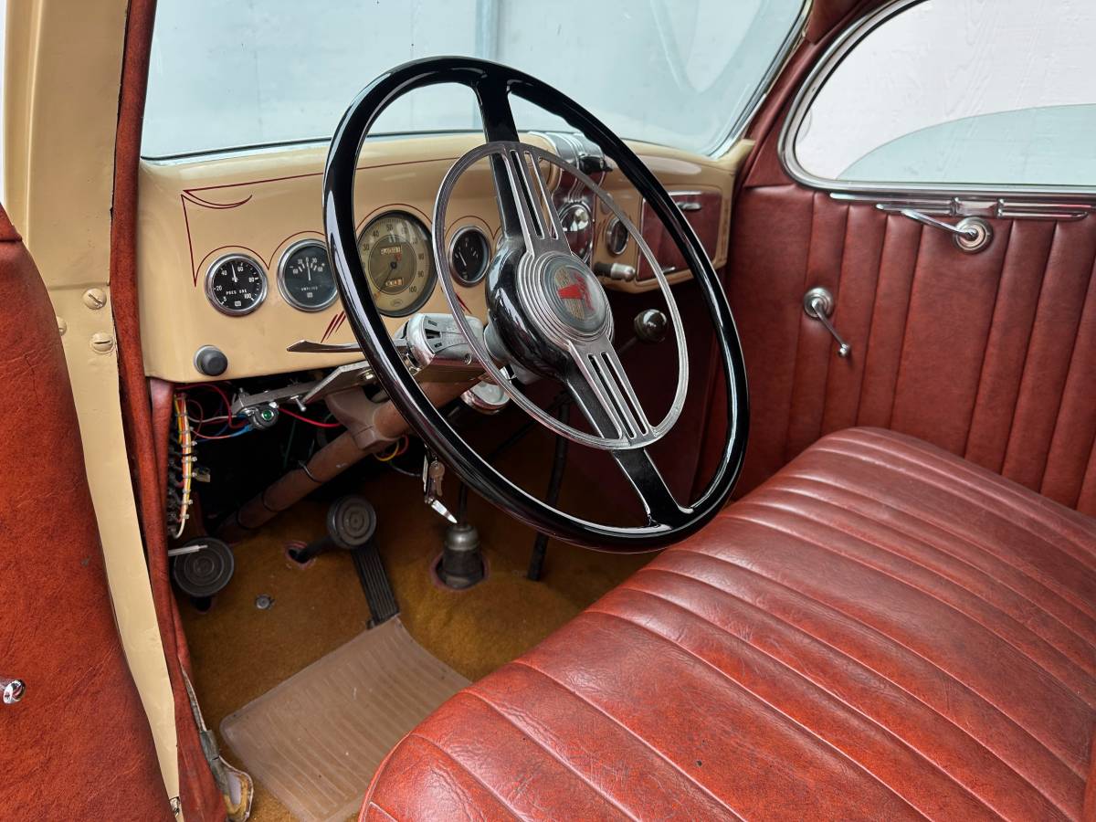 Ford-deluxe-sedan-1936-10