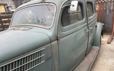 Ford-deluxe-sedan-1936-16