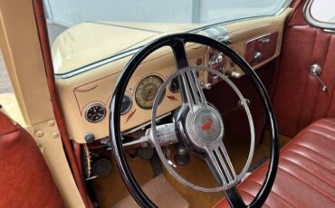 Ford-deluxe-sedan-1936-2