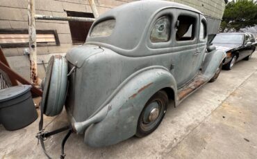 Ford-deluxe-sedan-1936-25