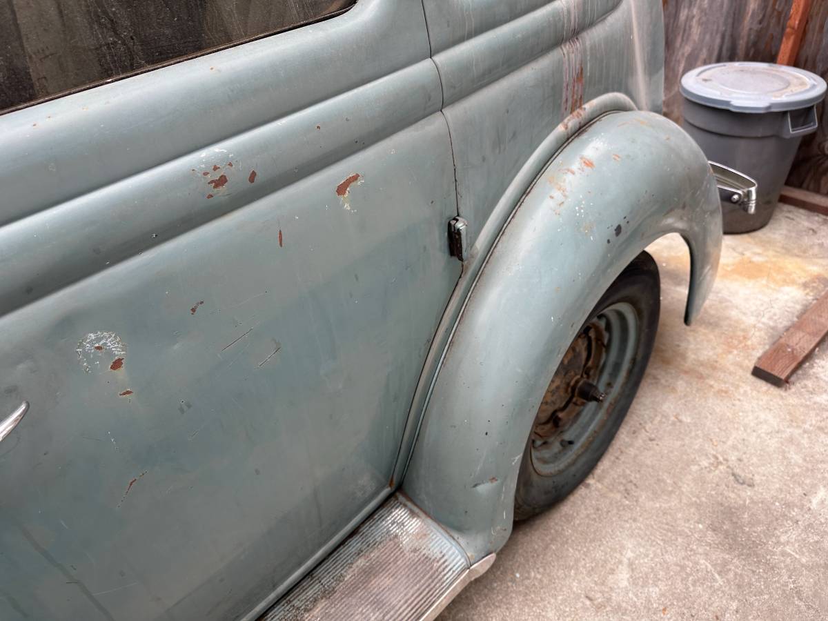 Ford-deluxe-sedan-1936-28