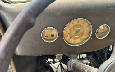 Ford-deluxe-sedan-1936-29