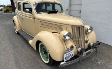 Ford-deluxe-sedan-1936