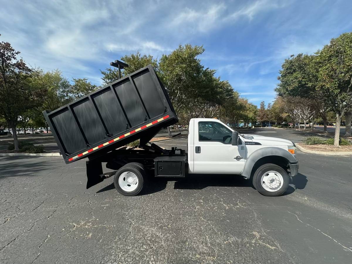 Ford-diesel-1981-white-2