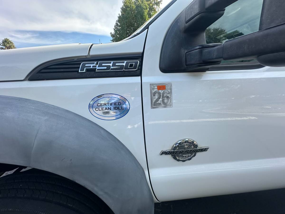 Ford-diesel-1981-white-3