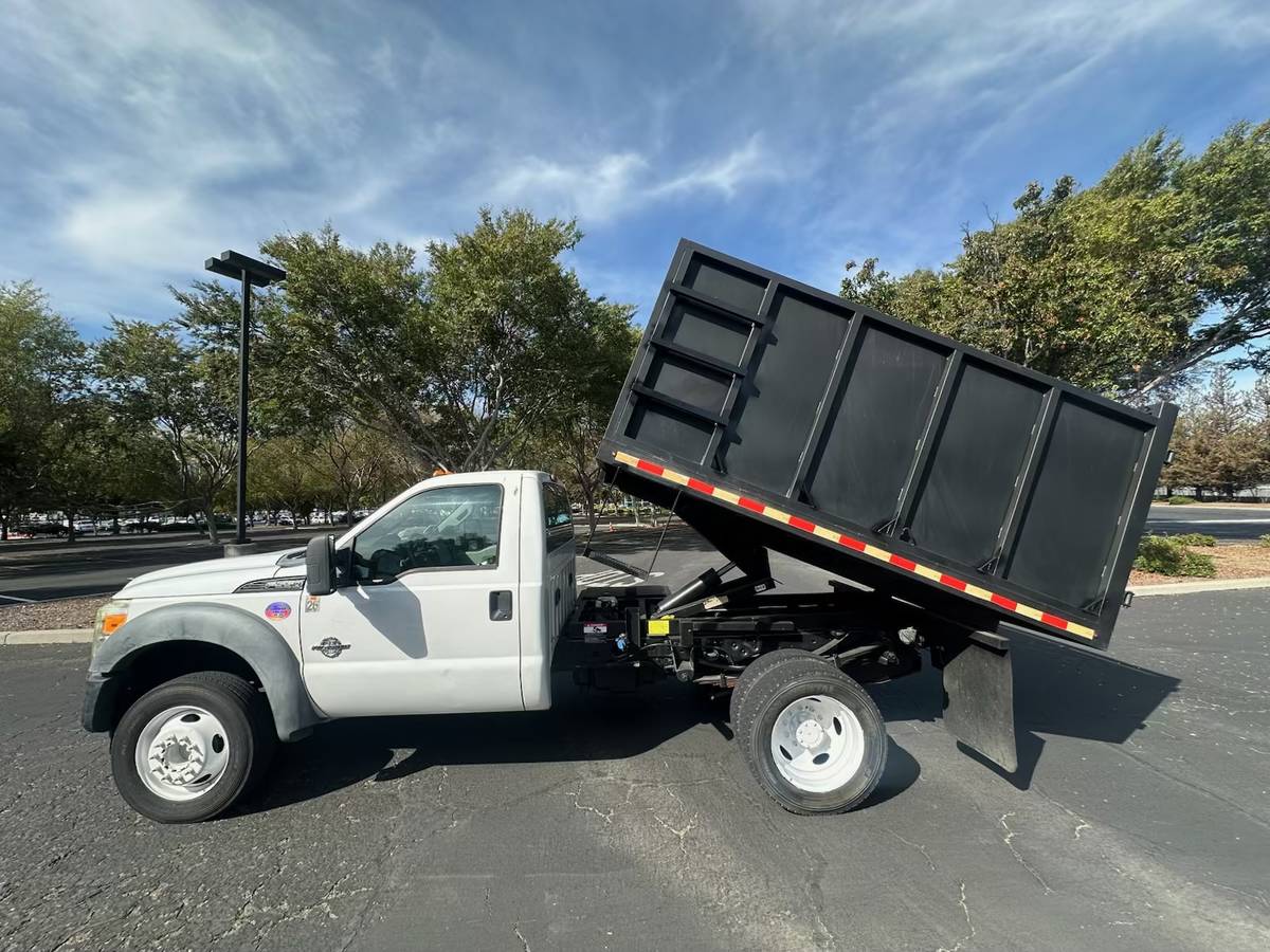 Ford-diesel-1981-white-5