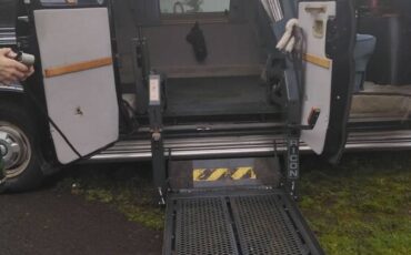 Ford-e-150-econoline-1991-blue-2