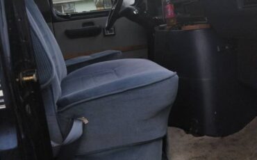 Ford-e-150-econoline-1991-blue-3