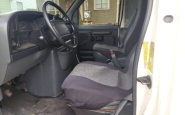 Ford-e-250-econoline-1996-white-6