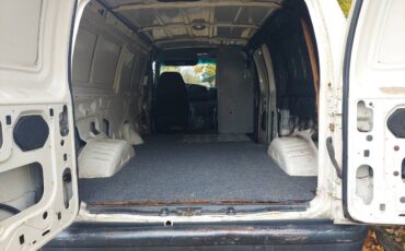 Ford-e-250-econoline-1996-white-8