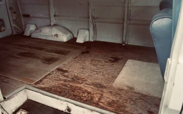 Ford-e-350-cargo-van-1990-white-6