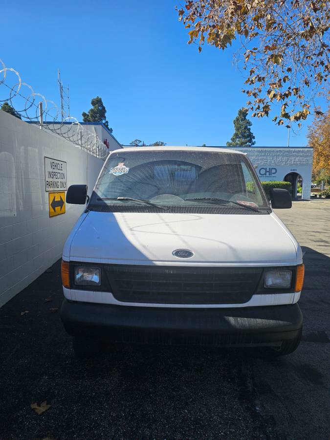 Ford-e-350-econoline-1994-white-1