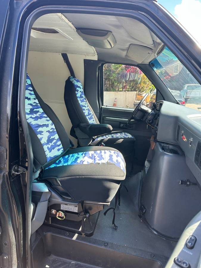 Ford-e-350-econoline-1995-black-17