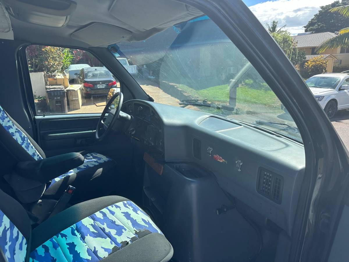 Ford-e-350-econoline-1995-black-3