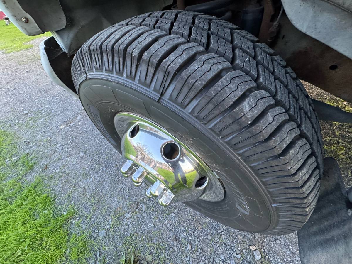 Ford-e-350-econoline-1996-white-18