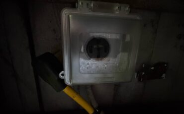 Ford-e-350-econoline-1996-white-19