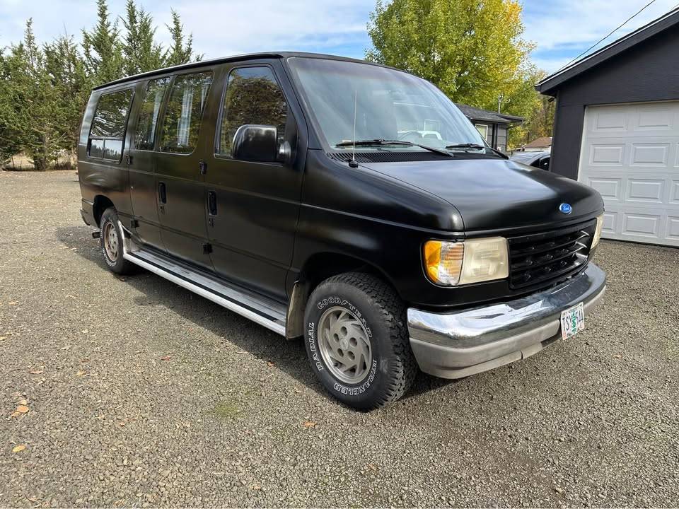 Ford-e150-1993-black-2