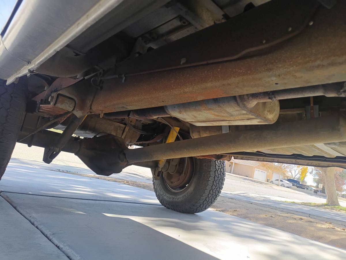 Ford-e150-4x4-1983-brown-14