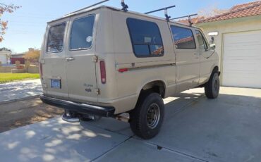 Ford-e150-4x4-1983-brown-3