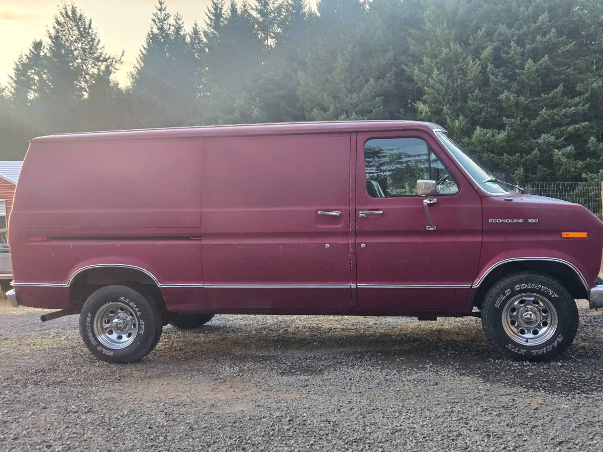Ford-e150-cargo-van-1989-6