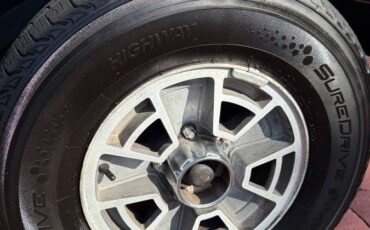 Ford-e150-club-wagon-1979-blue-8