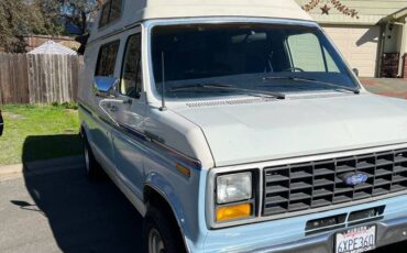 Ford-e150-conversion-van-1984-blue-1