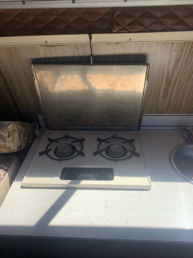 Ford-e150-conversion-van-1984-blue-10