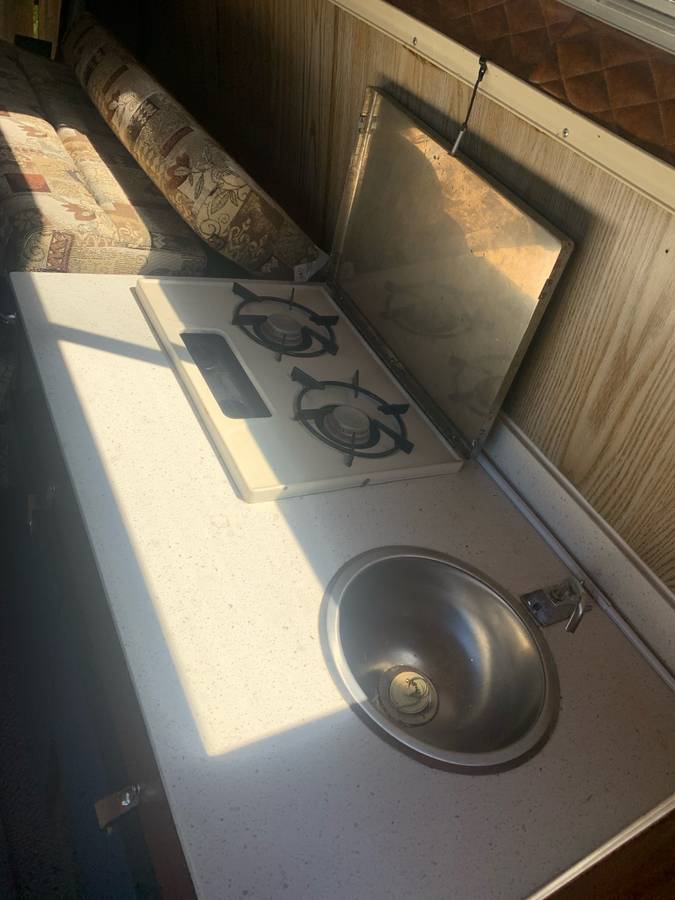 Ford-e150-conversion-van-1984-blue-7