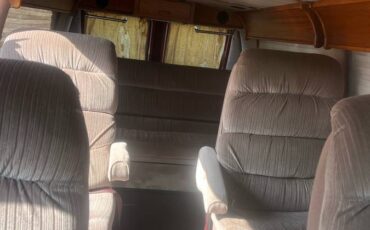 Ford-e150-conversion-van-1990-red-14