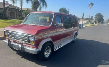 Ford-e150-conversion-van-1990-red-6