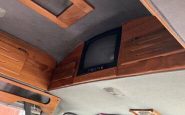 Ford-e150-conversion-van-1995-silver-14