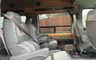 Ford-e150-conversion-van-1995-silver-4