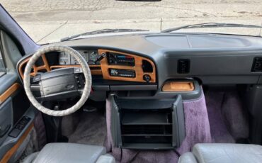 Ford-e150-conversion-van-1995-silver-5