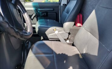 Ford-e150-van-white-1995-white-16