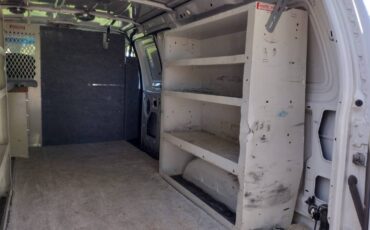 Ford-e150-van-white-1995-white