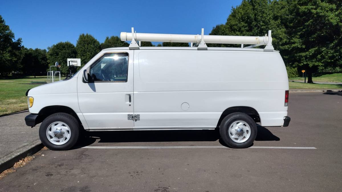 Ford-e150-van-white-1995-white-6